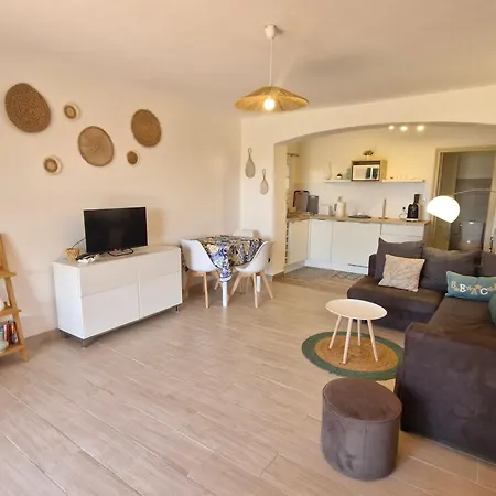 Apartment Climatise Avec Piscine, Parking, Proche - - Fr-1-780-75 Sainte-Maxime